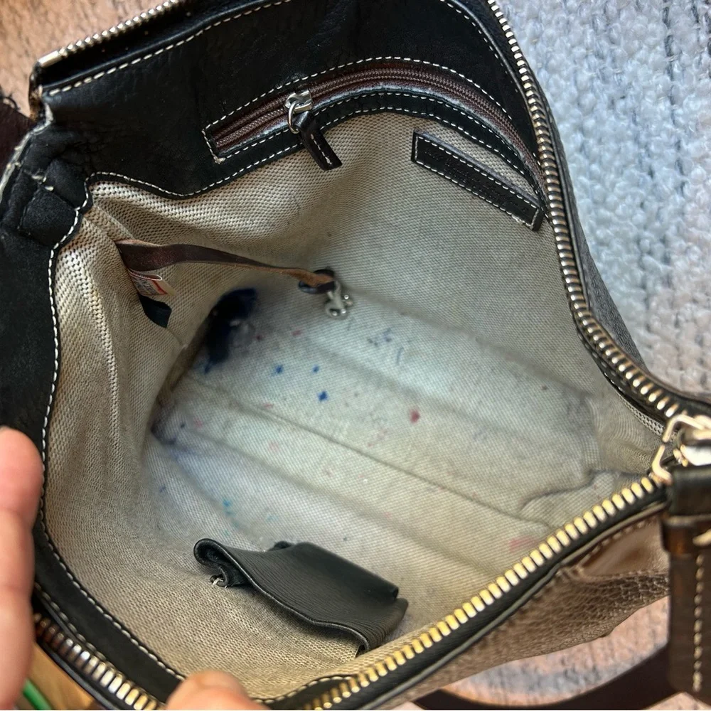 Dooney & Bourke classic dooney